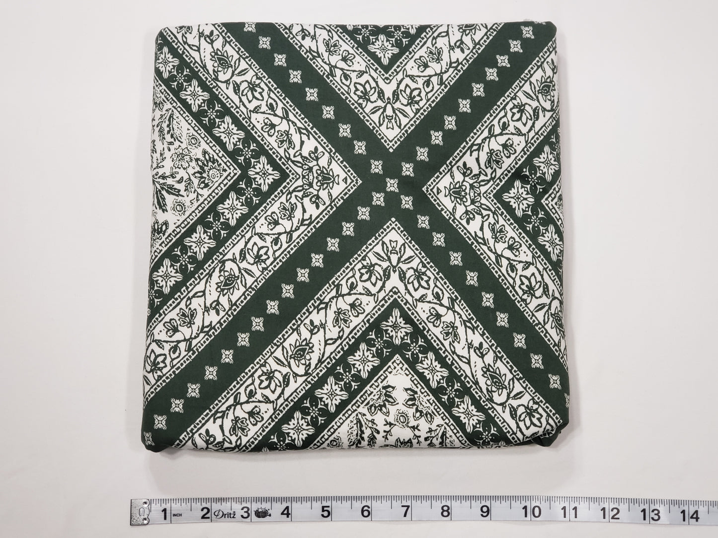 Diamond Paisley Olive DBP